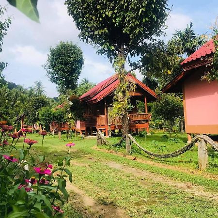 Phet Ban Suan Hotel كو تشانغ المظهر الخارجي الصورة