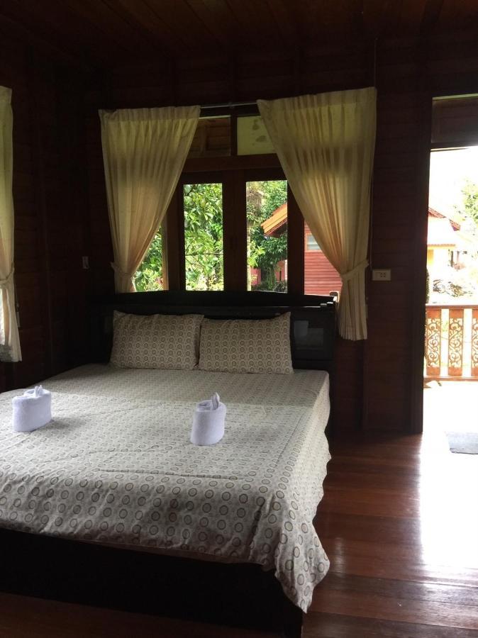 Phet Ban Suan Hotel كو تشانغ المظهر الخارجي الصورة